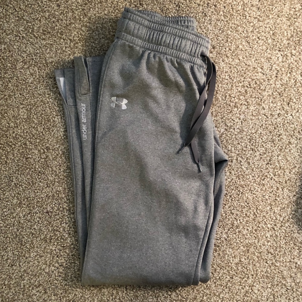 Light gray Under Armour Sweatpants Sz Small